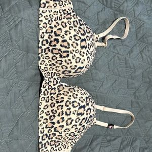 VS wireless push up bra 36B